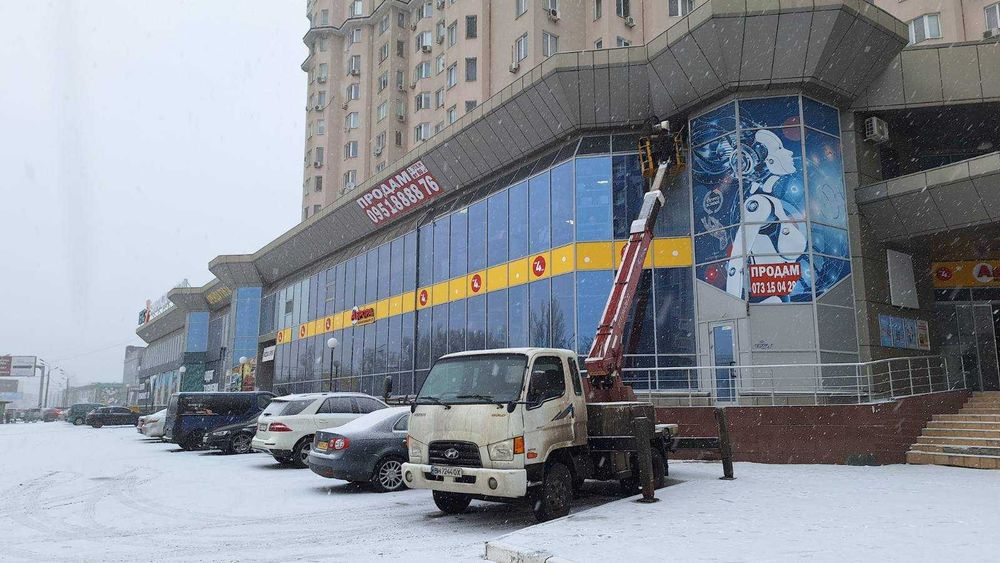 Автовышка аренда 14м 16м 17м Одесса. Грузоподъемность до 1т, почасово