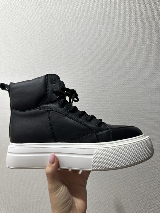 Зимові ботинки, жіночі ботинки прада