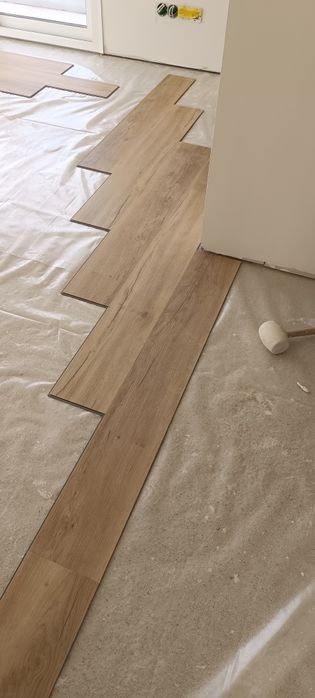 Piso vinílico e flutuante