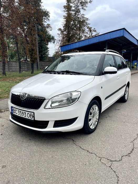 Skoda Fabia 2013рік.в рідній фарбі.автомат.