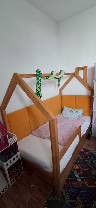 Łóżko dziecięce drewniane domek