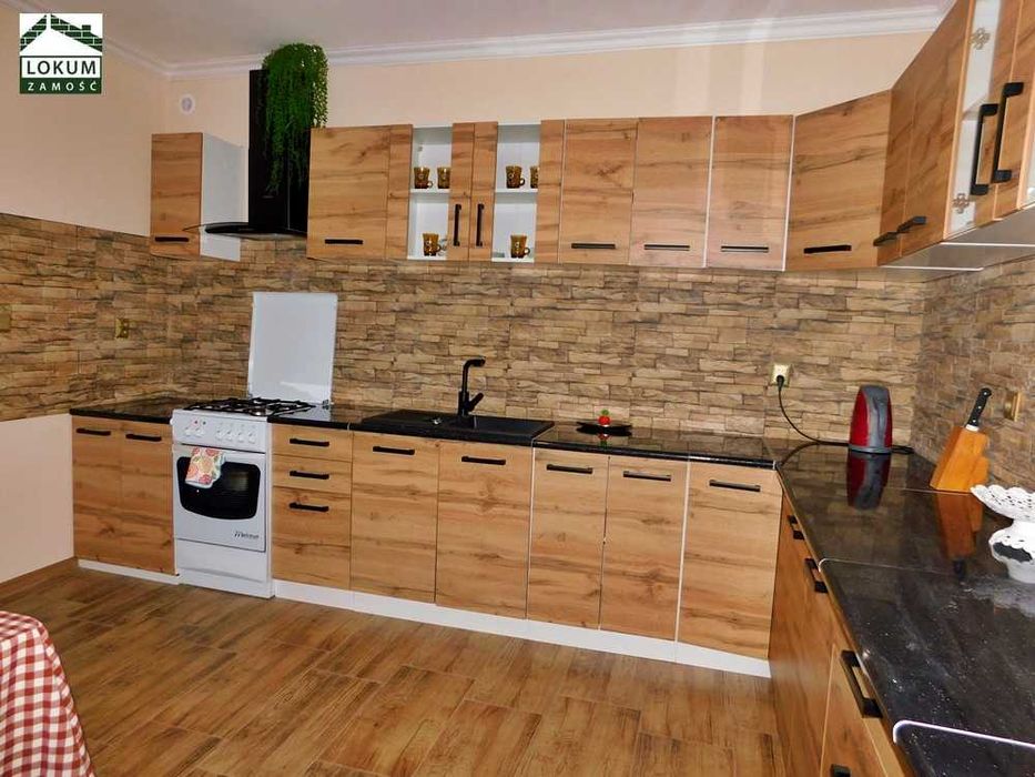 Dom z duża działką na wynajem Pniówek 3 km od Zamościa