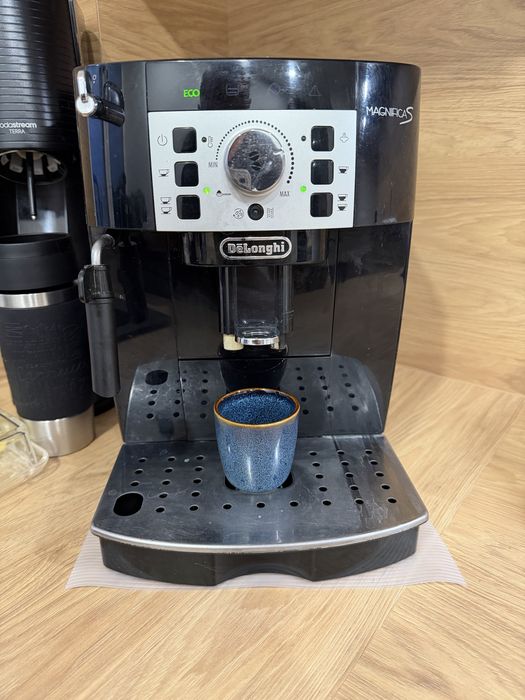 Ekspres De longhi magnifica S