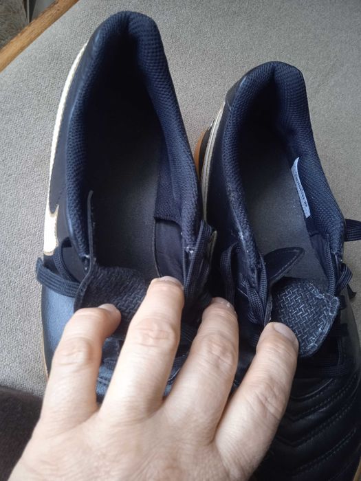 Кросовки   NIKE   оригінал  Найк  р.38