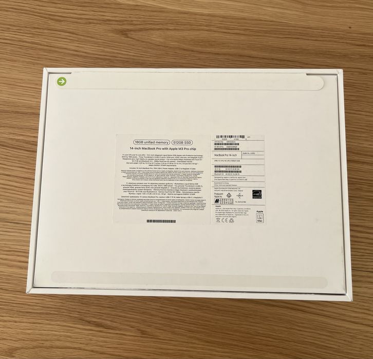 Macbook Pro 14” M3 Pro 18gb RAM 512gb SSD
