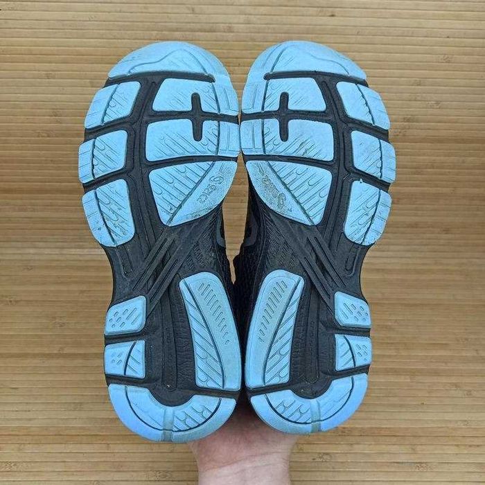 Кросівки бігові Asics GT-2000 Розмір 40 / 26 см.