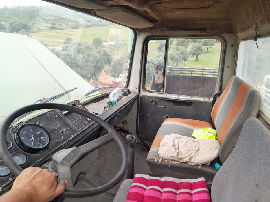 Magirus 6x4 basculante desaterro