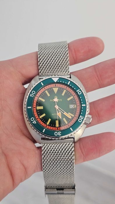 Relógio Diver Automático NH35 Parnsrpe c/ Safira