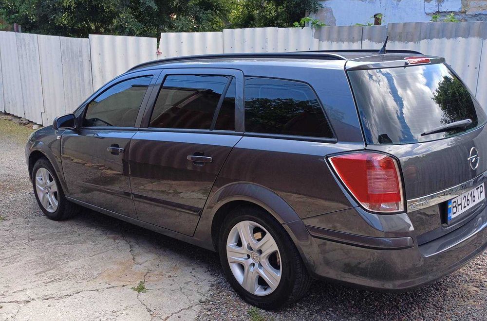 Продам авто Opel Astra h