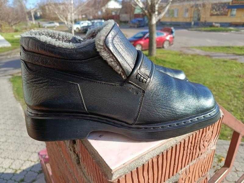 Комфортні зимові черевики Rieker