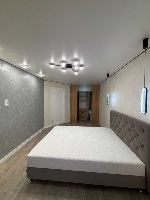 1к.жк Дім на Янгеля.4 поверх.