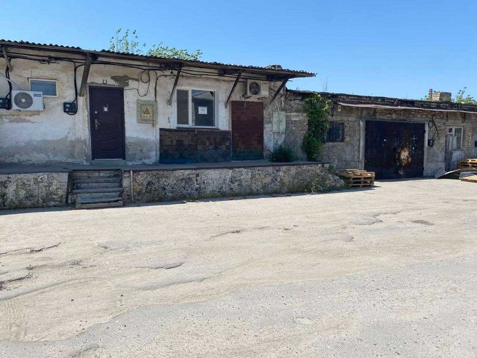 Продається комплекс нежитлових приміщень