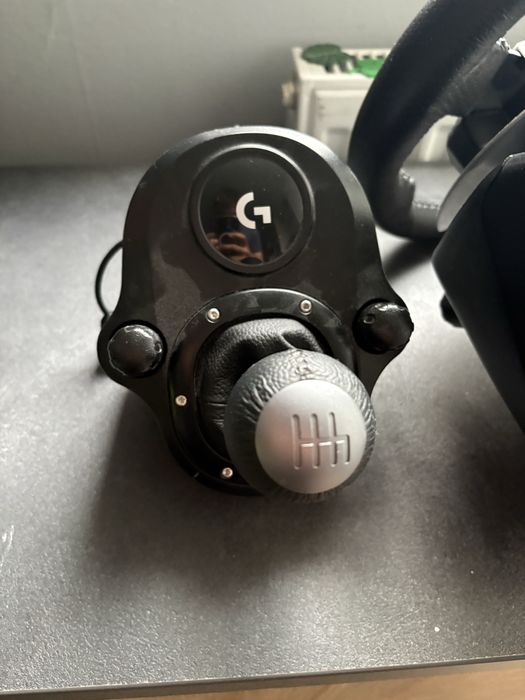 Kierownica logitech g 27
