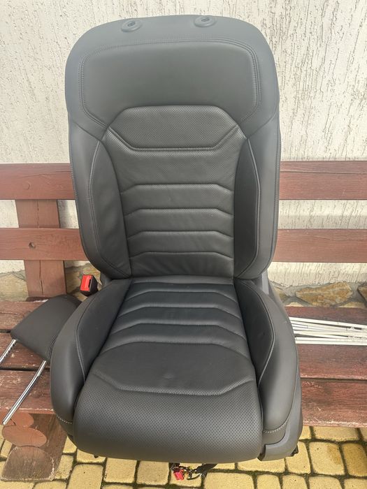 Сидіння VW Touareg CR