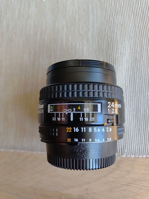 AF nikkor 24 2.8 dobry stan