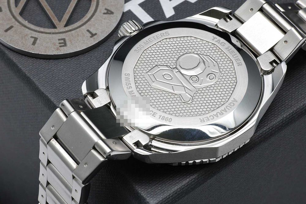 TAG Heuer Aquaracer Professional 300 Date