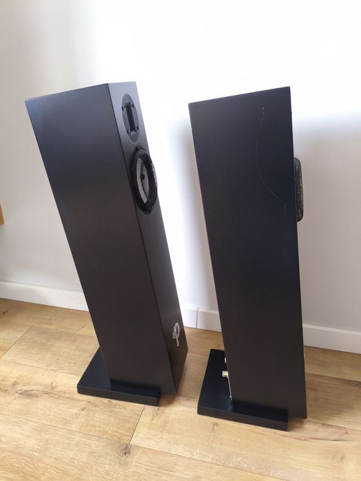 Pink Faun Stantem , Accuton , kolumny