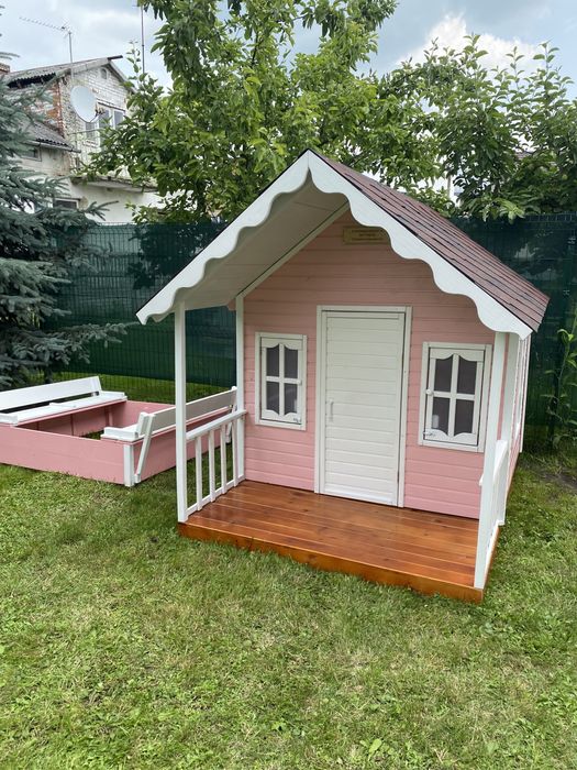 Дитячий будиночок майданчик пісочниця гірка дітям