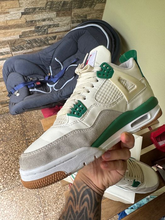 Jordan 4 “SB” green