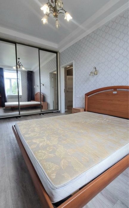 Продам 2х Шикарную сталинку, центр,ремонт,мебель!