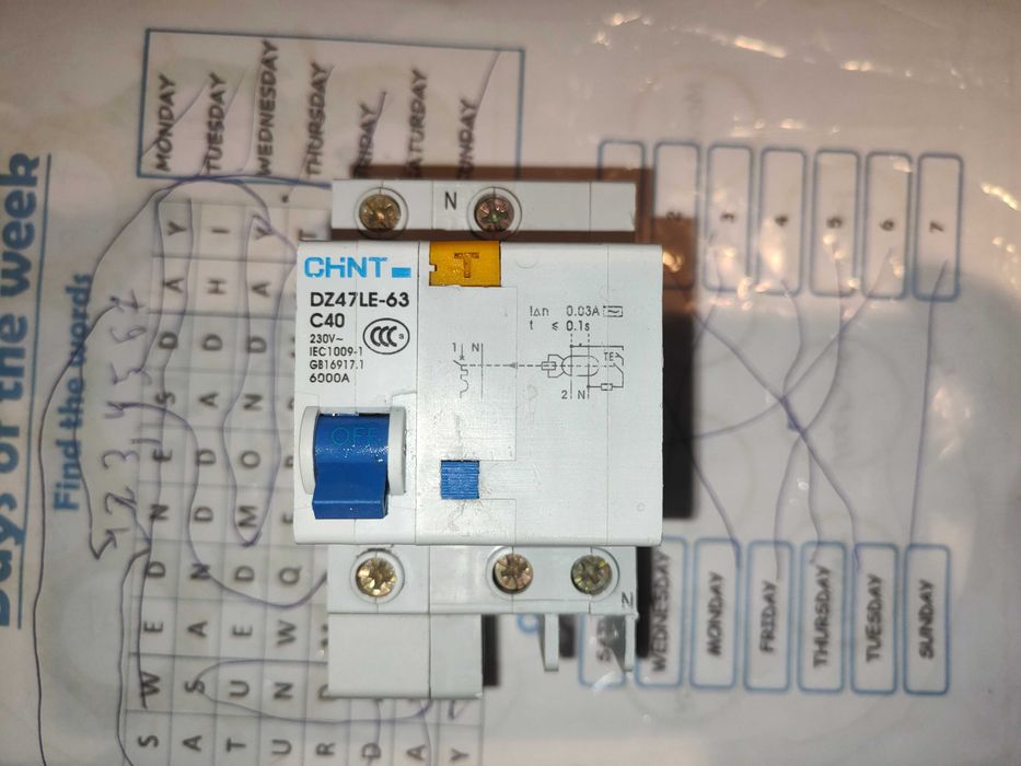 Узо, диф автомат, реле Eaton Moeller Iek