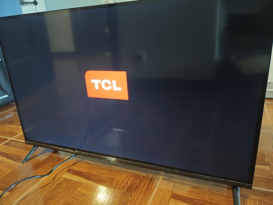 TV TCL 32" - Smart TV Andoid Full HD