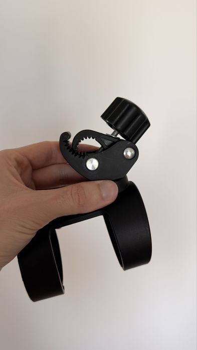 Підстаканник для коляски