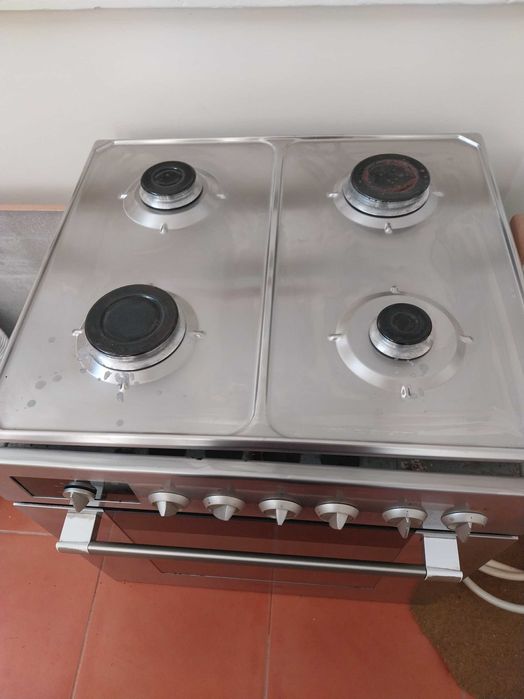 Forno + placa Fagor usado