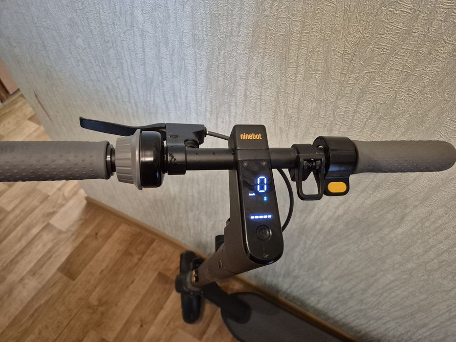 Продам електросамокат Segway Ninebot MAX G30E II