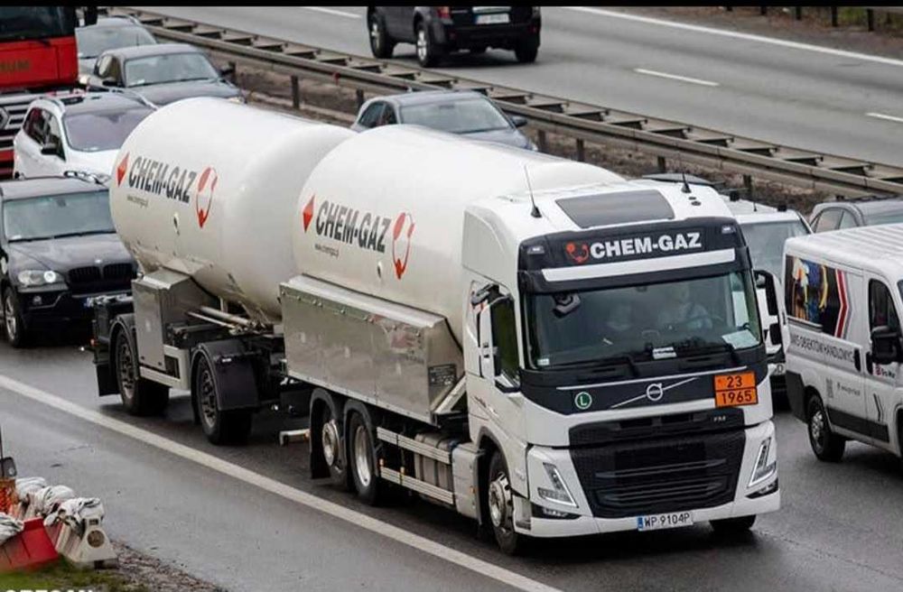 Zbiornik na GAZ 2700/3650/4850/6400 Dostawy Gazu PROPAN LPG Montaż