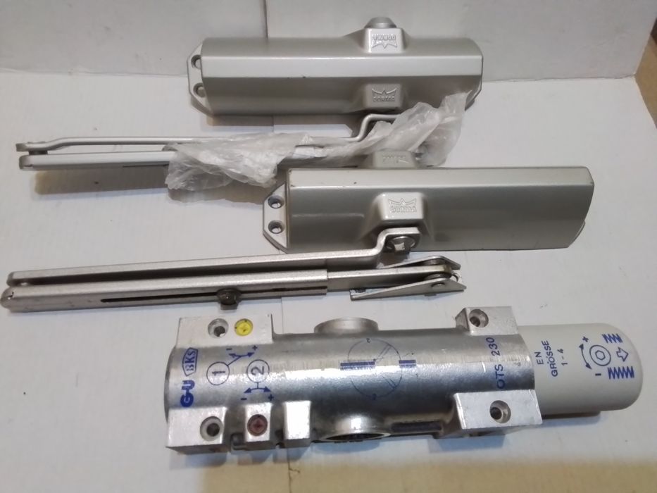 продам дверной доводчик не китай