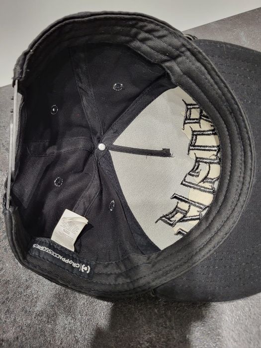 Czarna czapka z daszkiem basebollówka unisex