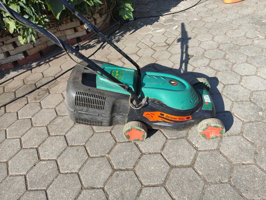 Corta relva B&D GR298