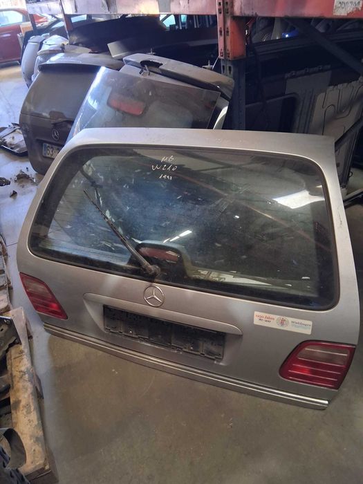 Tampa da mala Mercedes w210 sw