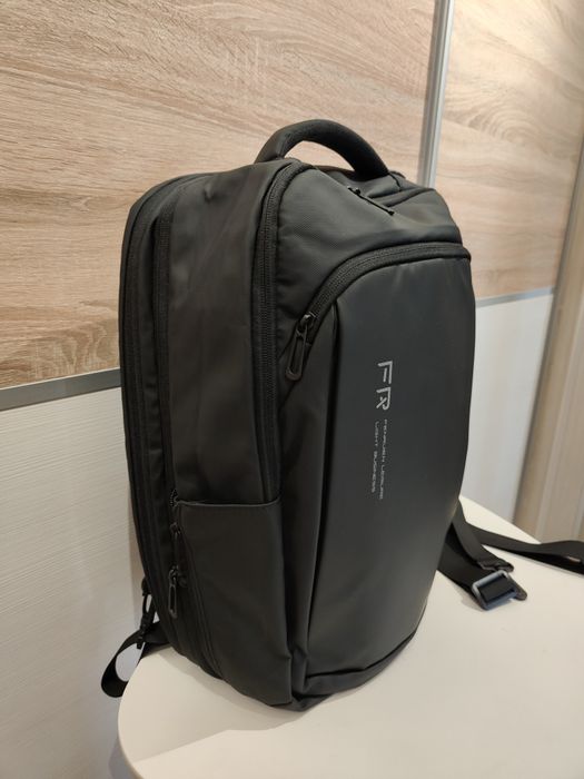 Бизнес рюкзак для офиса и путешествий Fenruien, FR.