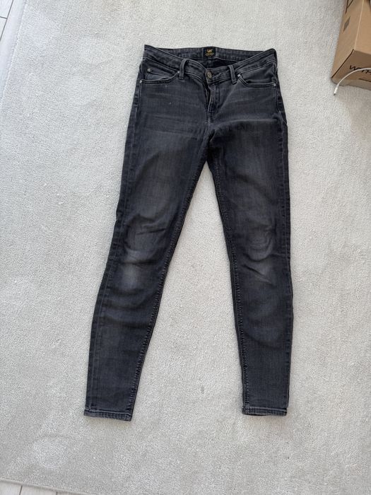 Damskie jeansy lee czare rozmiar W28 L33 Scarlett