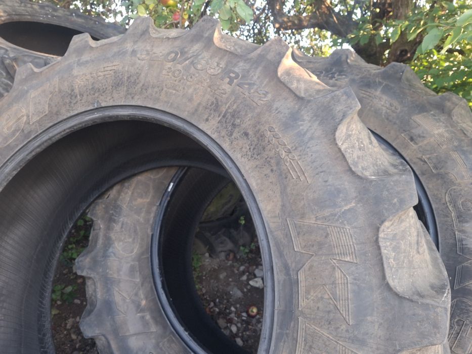 Sprzedam opony rolnicze kleber  480/70r30 i kleber 520 /85r42