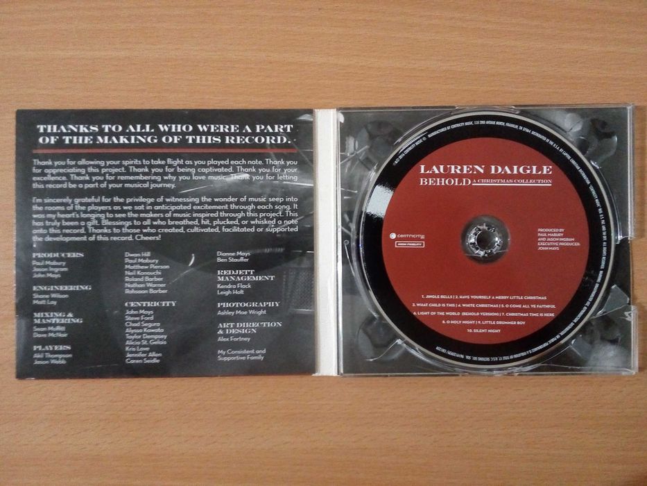 LAUREN DAIGLE - Behold - The Christmas Collection
