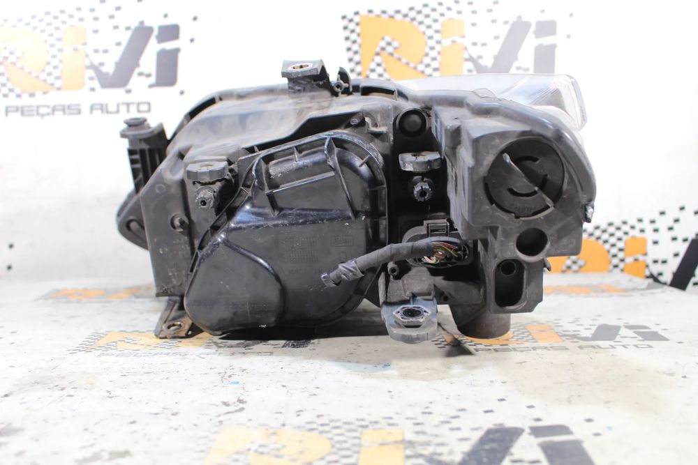 Ótica / farol direita SEAT Ibiza IV (6J5, 6P1)