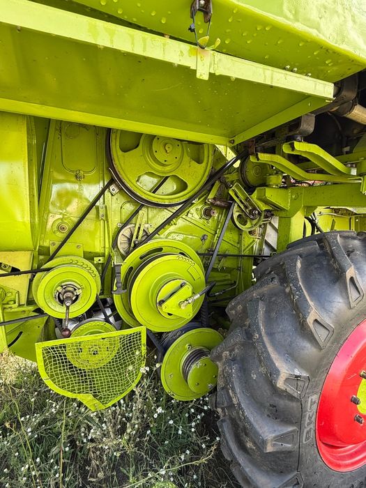 Комбайн Claas Konsul