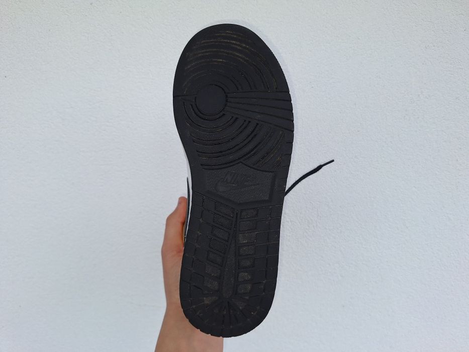 Nike Air Jordan 1 Mids