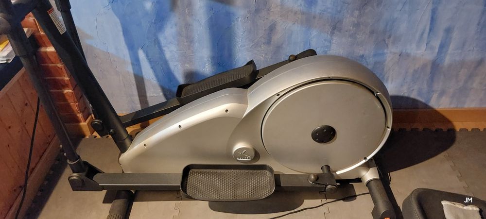 Bicicleta elíptica VE 750