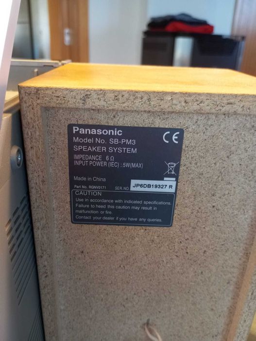 Aparelhagem PANASONIC SA-PM3 CD, cassete e rádio + colunas