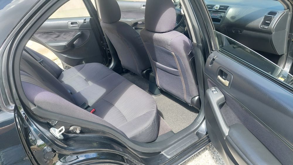 Honda civic ES4 1.4i sedan