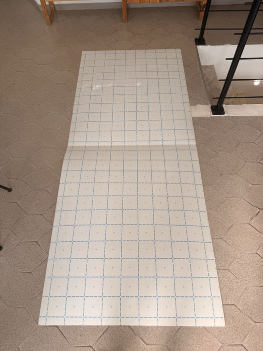 Painel UPONOR 1086854 auto fixação com recobrimento de fibras dobrado 2.4 x 1m