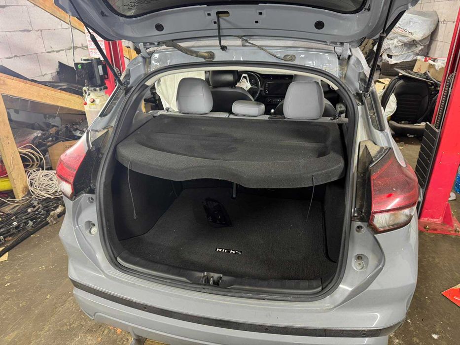 полка в багажник обшивка молдинг пластик nissan kicks sr sv  разборка