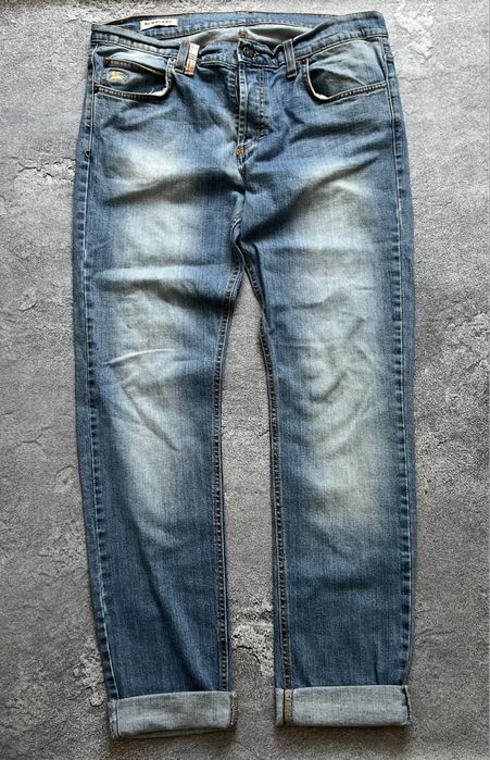 Продам джинси burberry