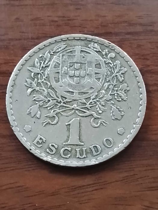 Moeda de 1 escudo de 1930, em alpaca