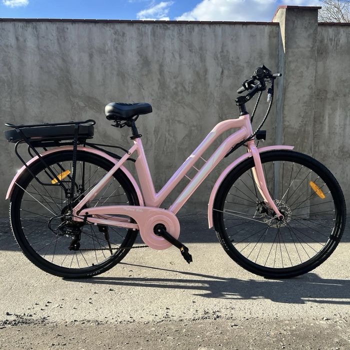 Rower elektryczny miejski, różowy, idealny na miasto i wycieczki