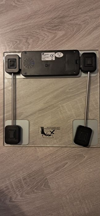 Waga łazienkowa szklana